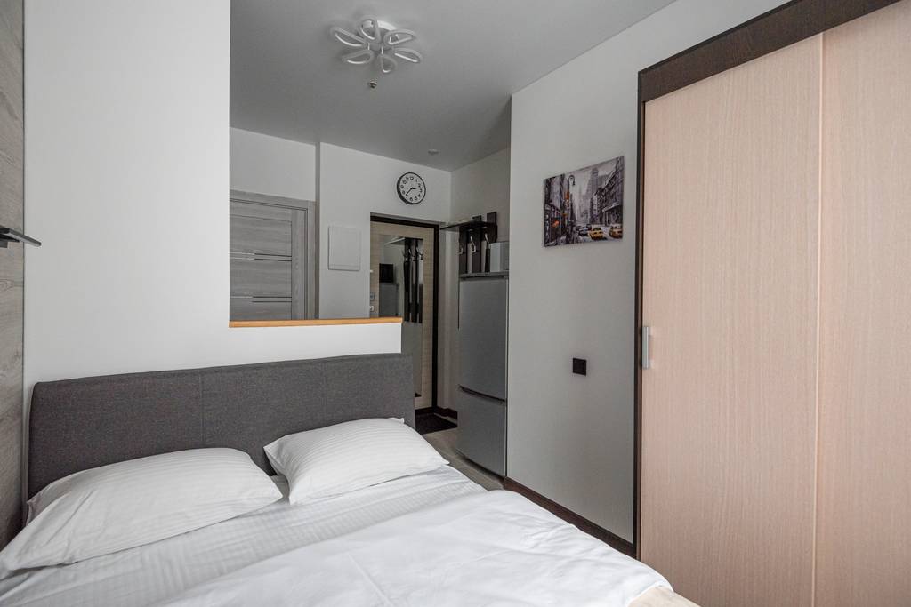 Bedroom "Studio for two next to the botanical garden"