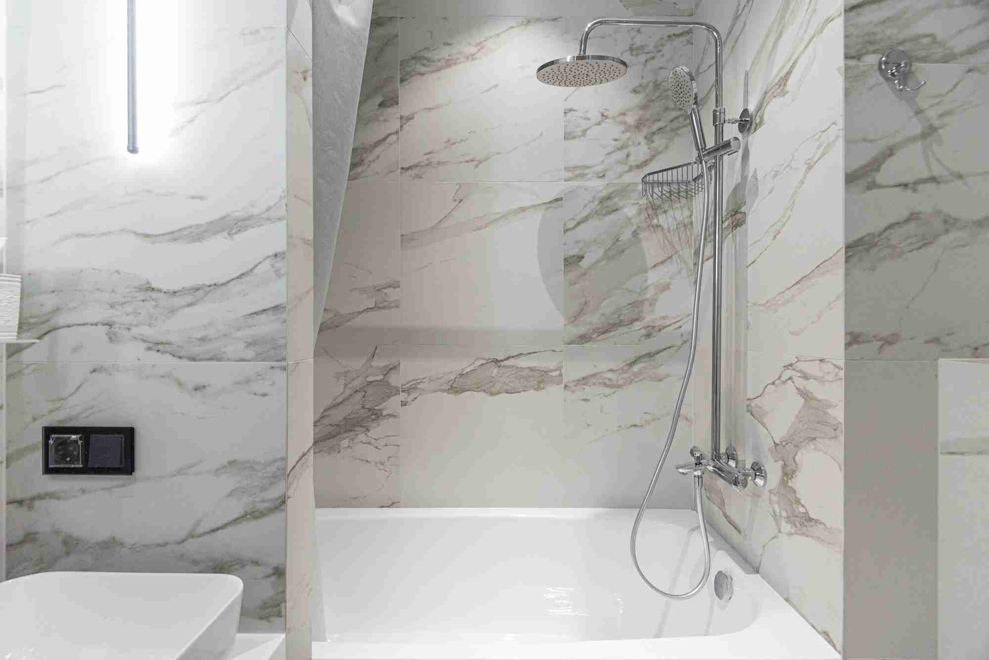 bathroom-photo-kinds "Апартмани 301"