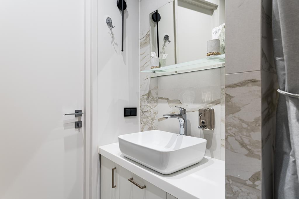 inside-photo-kinds "الشقق 301"