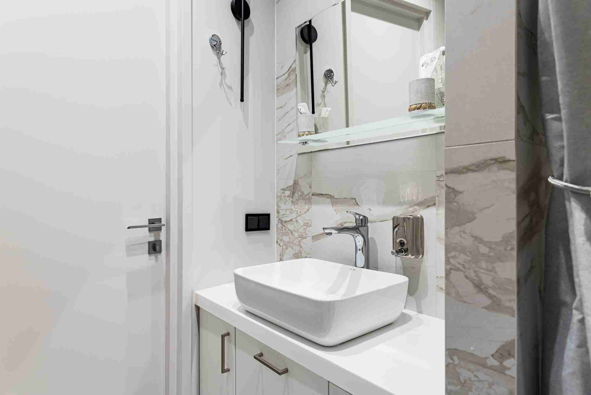 Bathroom "Apartments in the residential complex of Chkalov on Kursk Station Square"