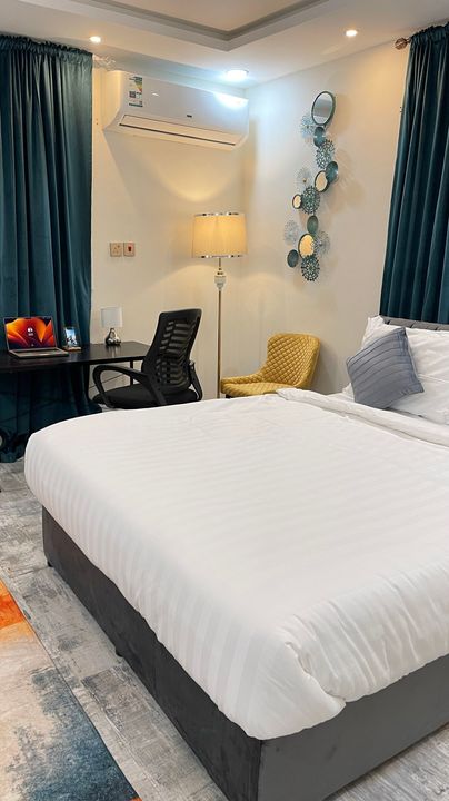 Interior photos "None"