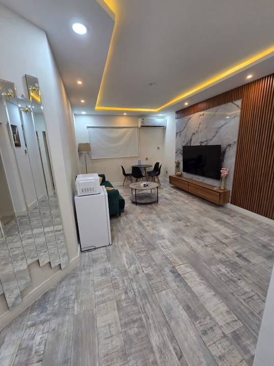 Interior photos "None"