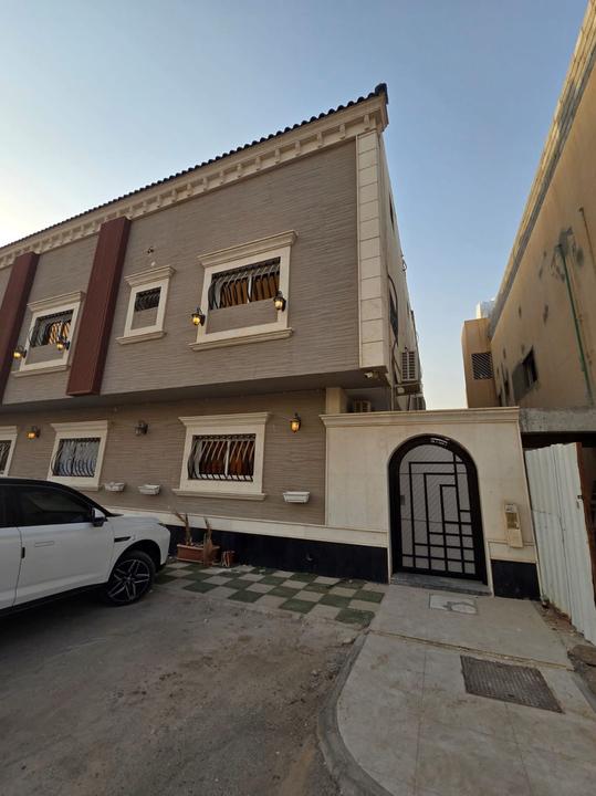 Interior photos "None"