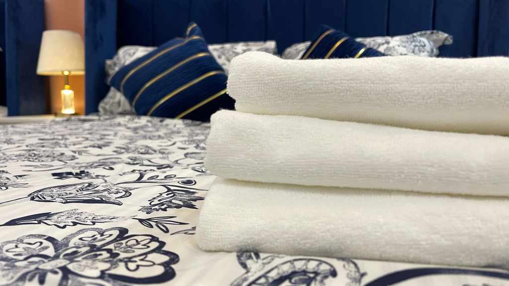 Interior photos "None"