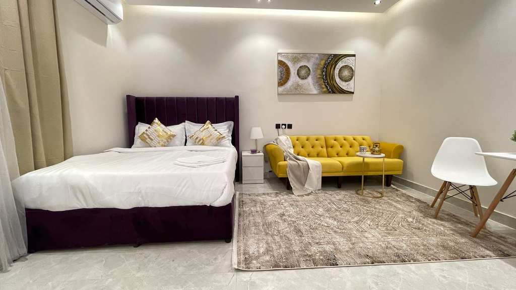 Interior photos "None"