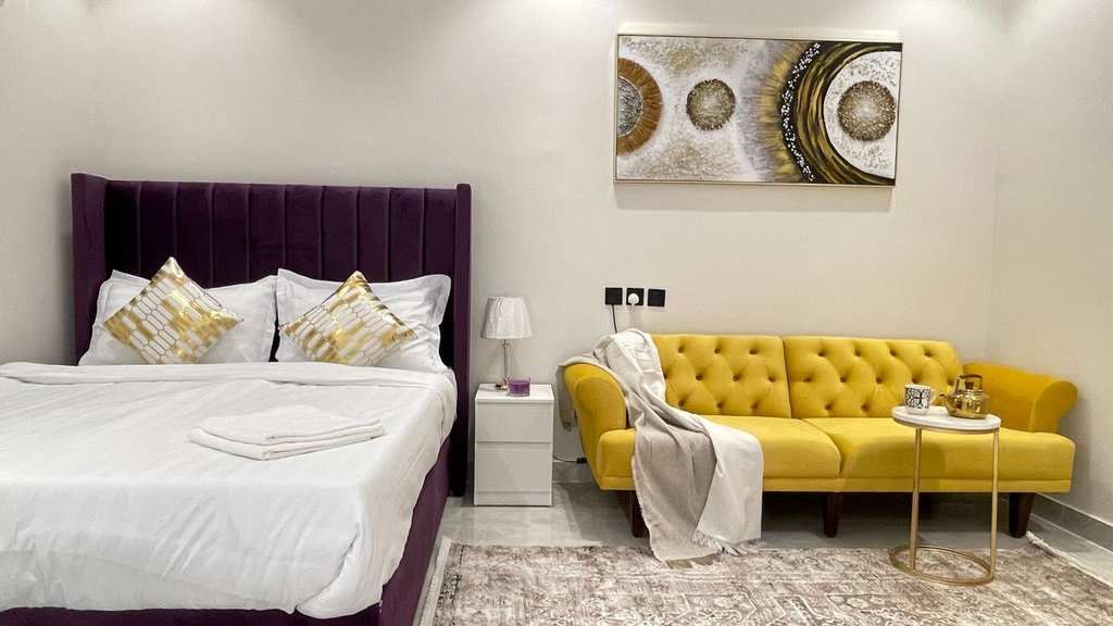 Interior photos "None"