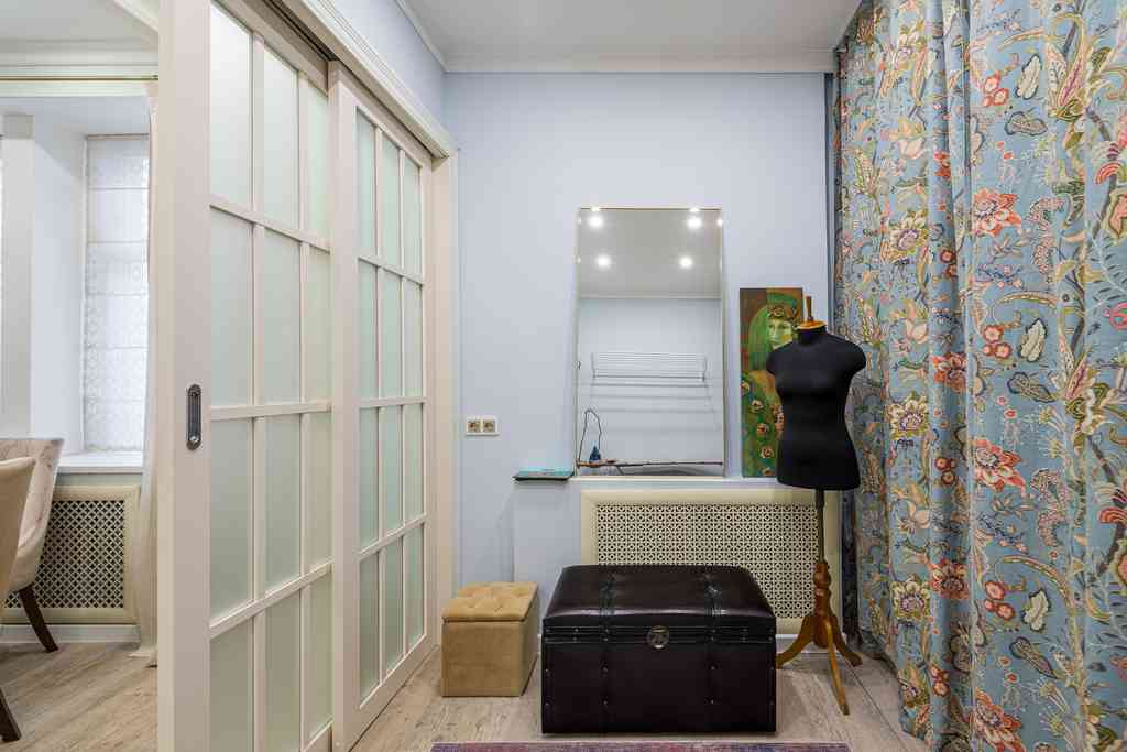 Interior photos "None"