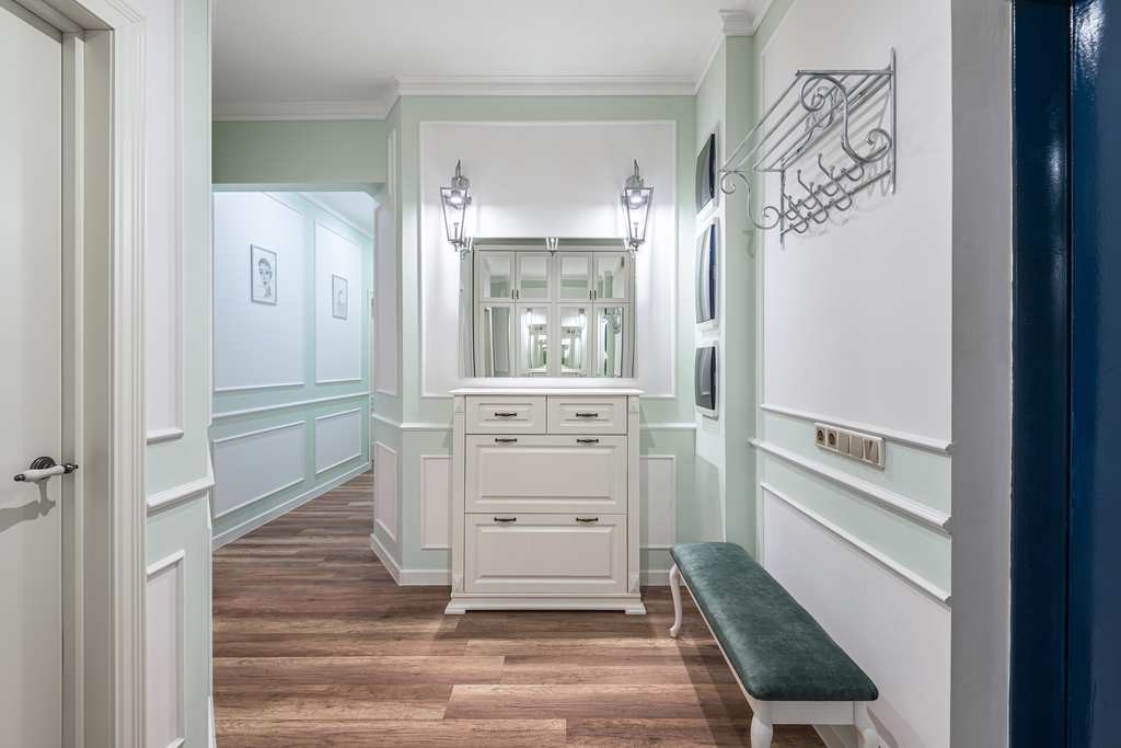 Interior photos "None"