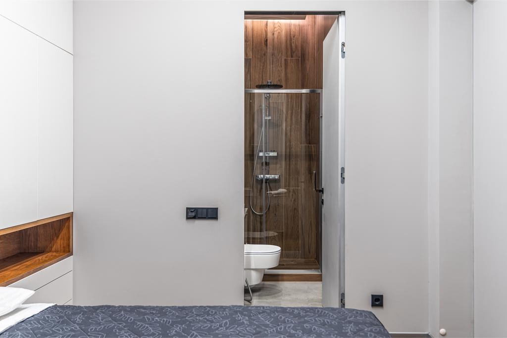 Interior photos "None"