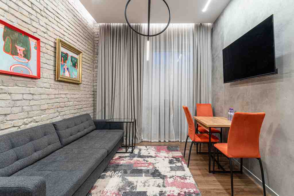 Interior photos "None"