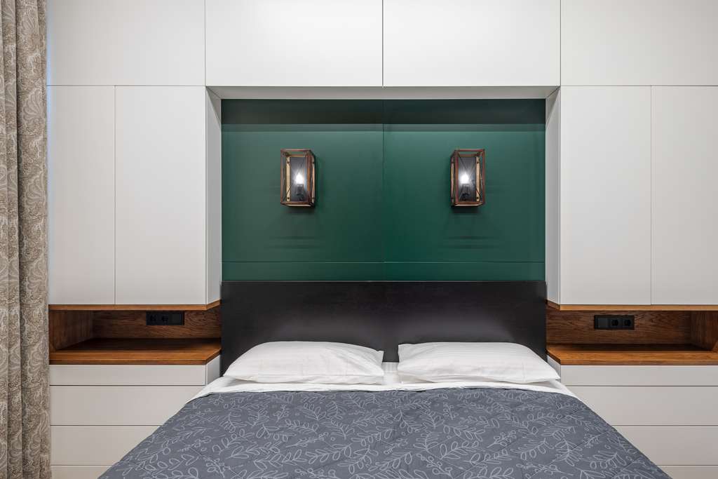 Interior photos "None"