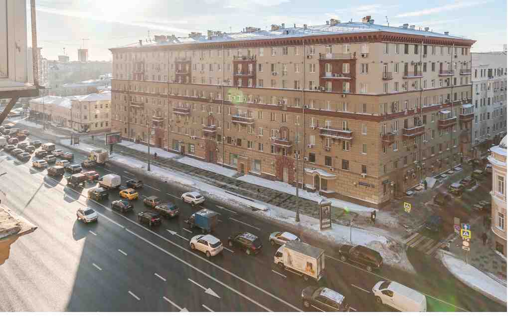 Близко от дома "Садовая-Черногрязская 11/2"