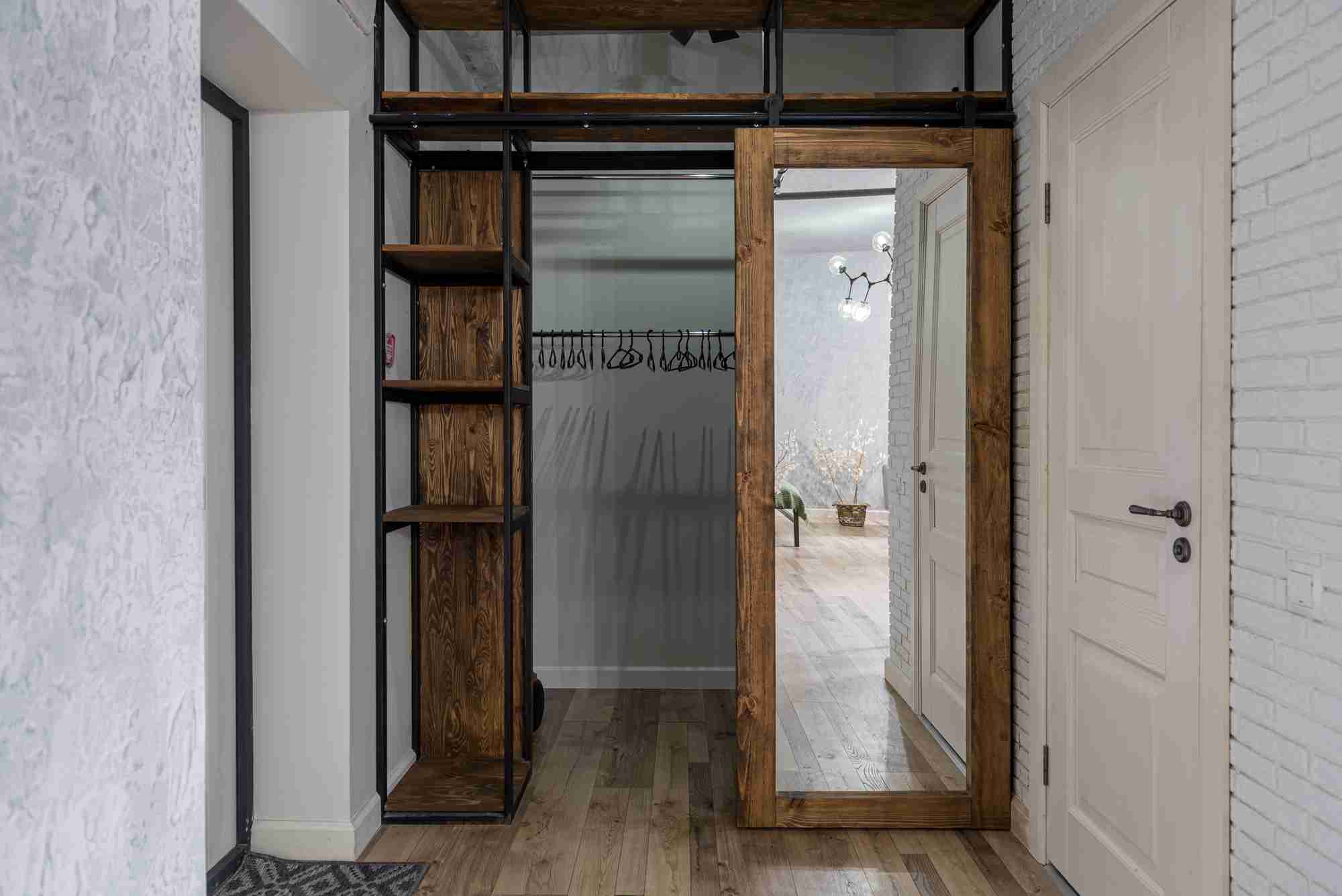 Interior photos "RE FORM apartments - spacious stylish loft near the subway"