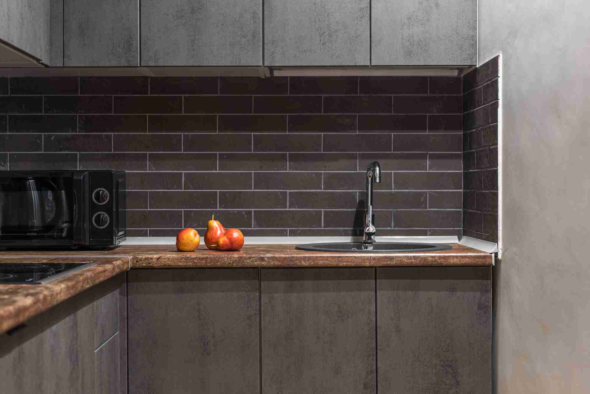 Kitchen "RE FORM apartments - spacious stylish loft near the subway"